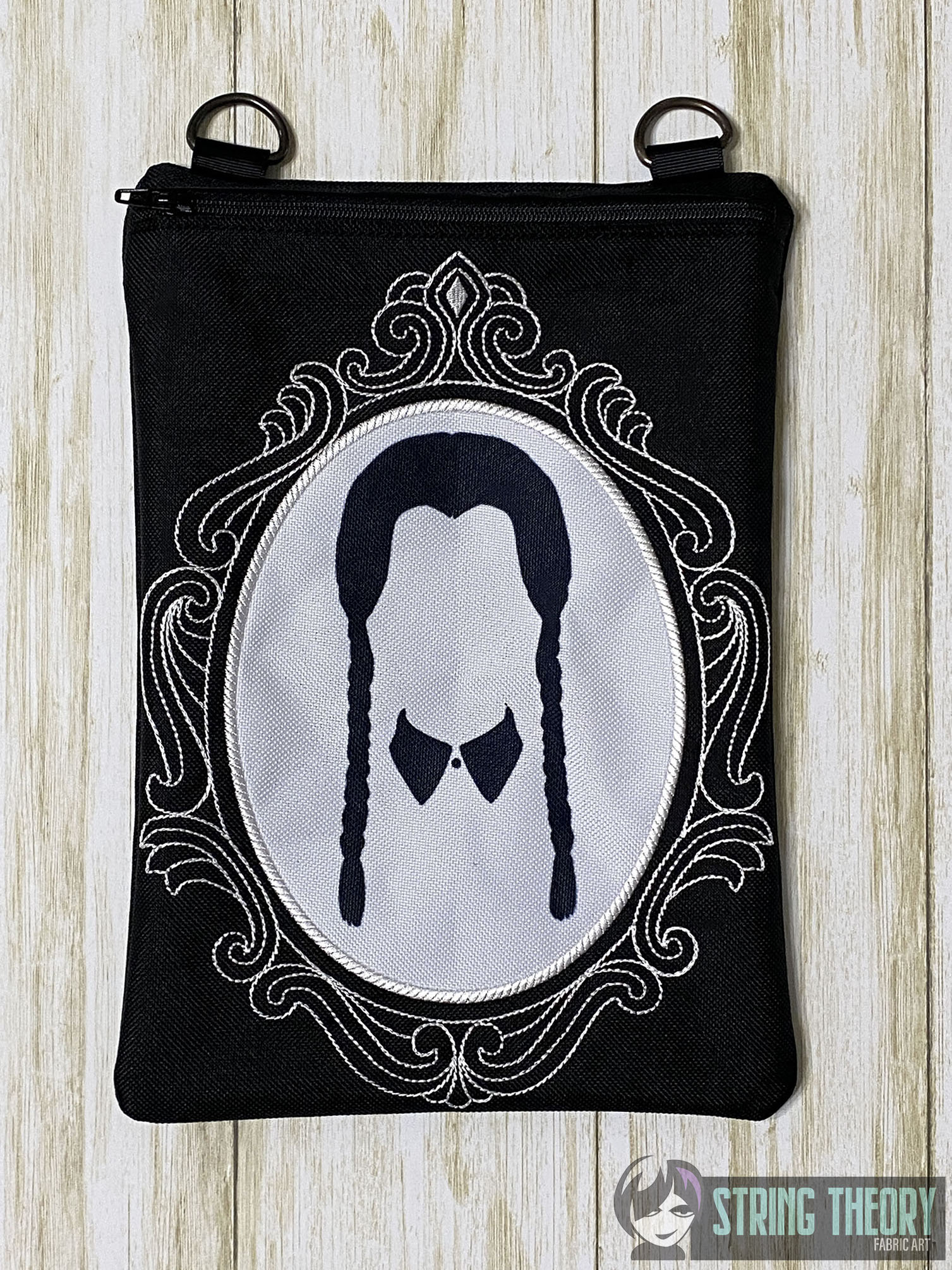 Cameo Appliqué Zip Bag ITH Machine Embroidery Design