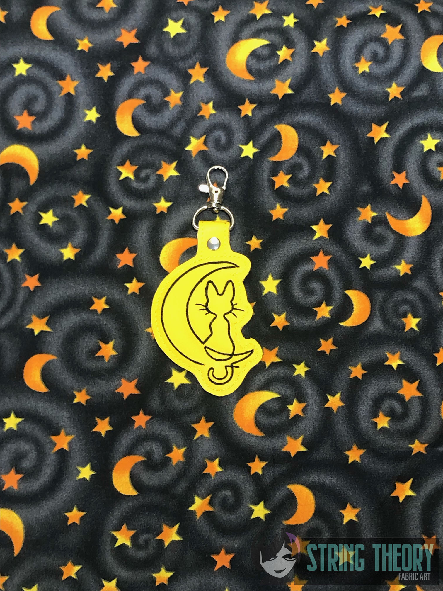 Continuous Line Moon Cat fob ITH machine embroidery design