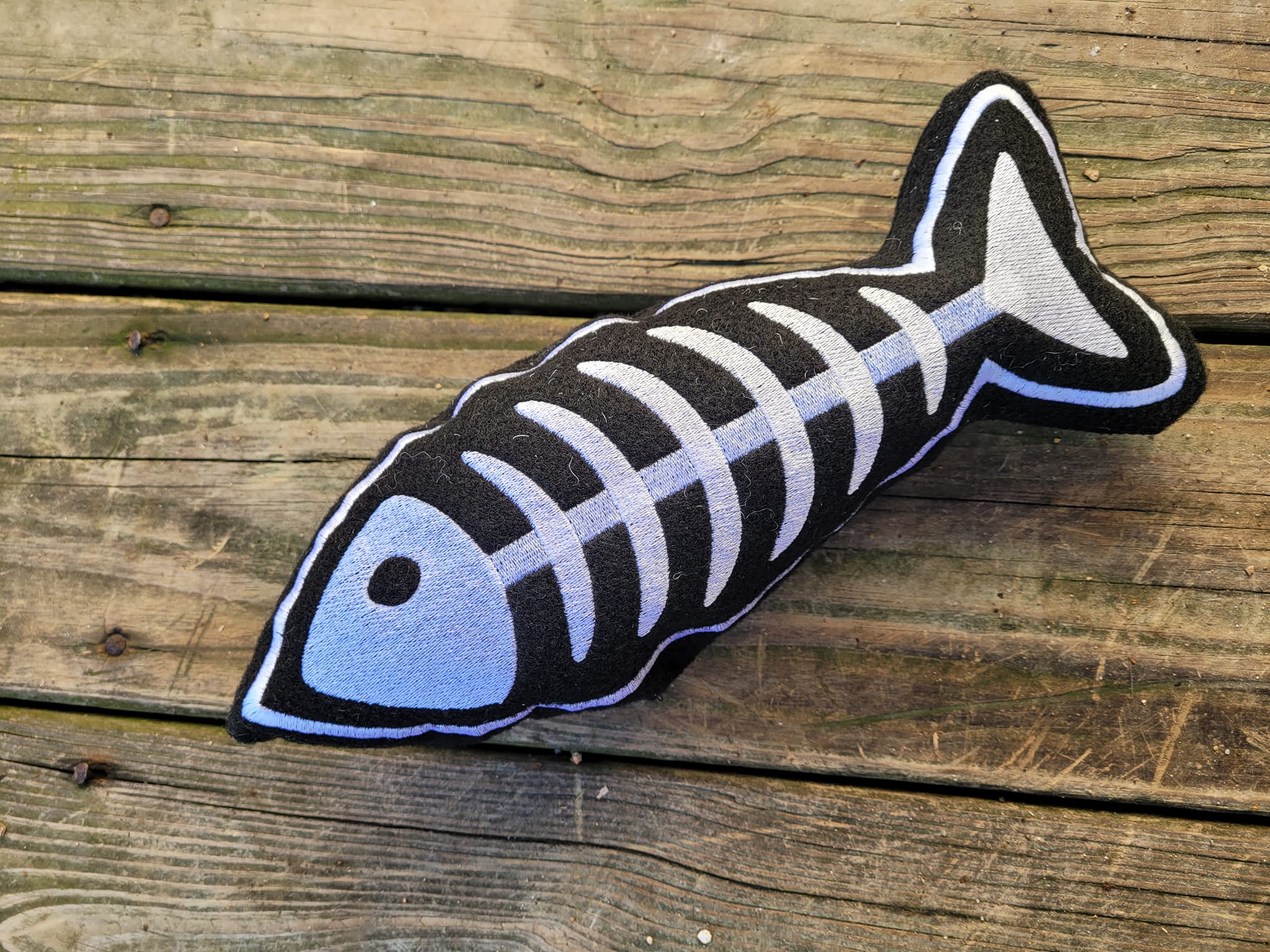 Skeleton Fish Stuffie ITH machine embroidery design