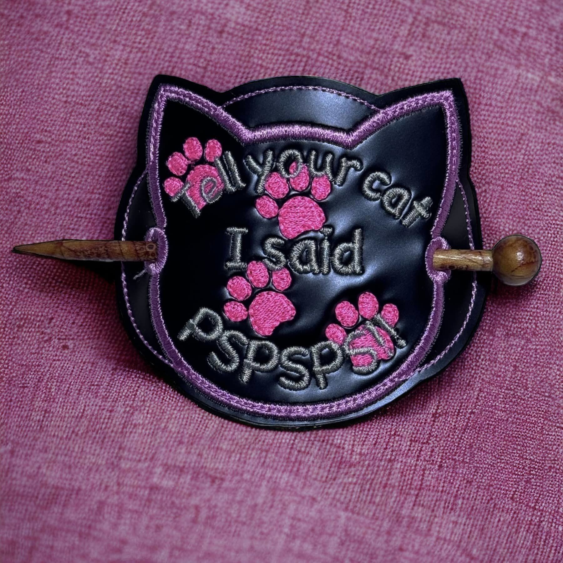 Tell Your Cat PSPSPSP bun cover ITH machine embroidery design