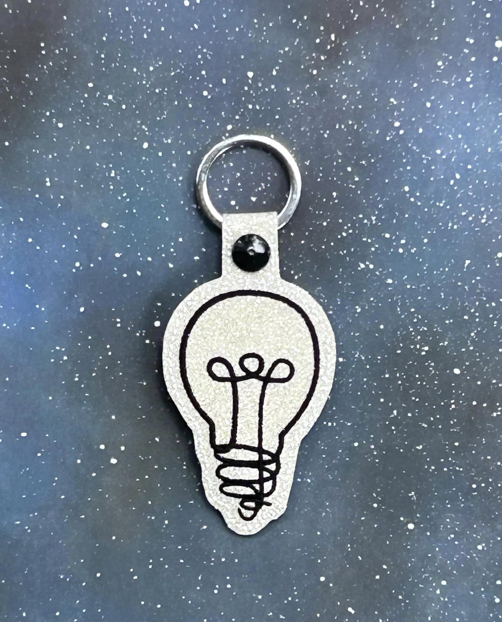 Continuous Line Lightbulb Fob ITH Machine Embroidery Design