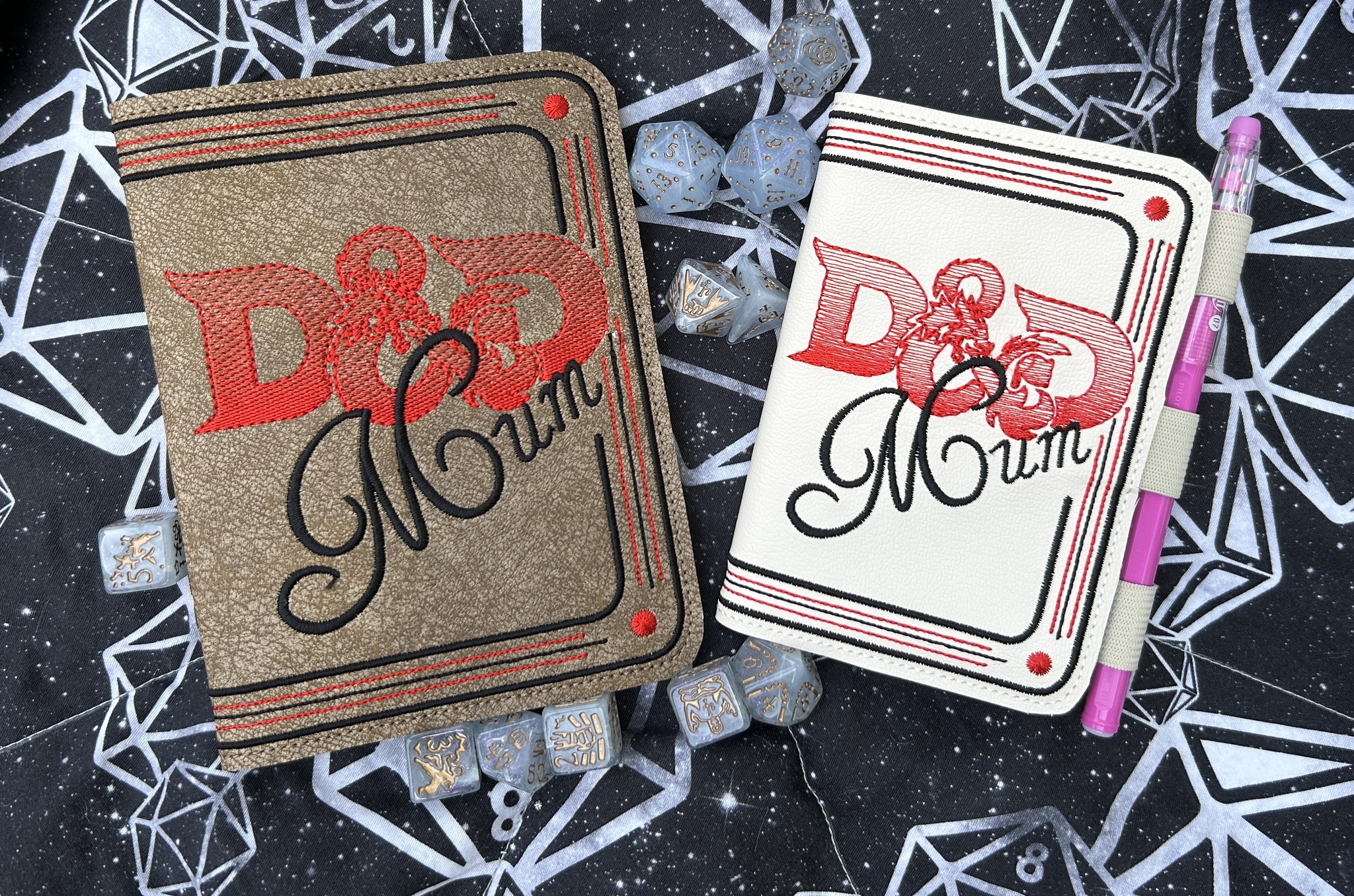 D&D Mum ITH notebook cover machine embroidery design