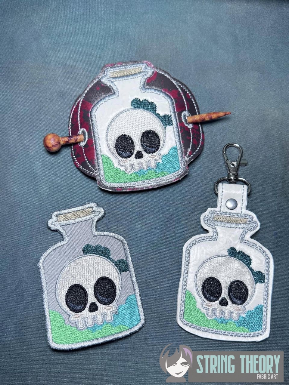 Chibi Skull Potion ITH bun cover fob patch machine embroidery design