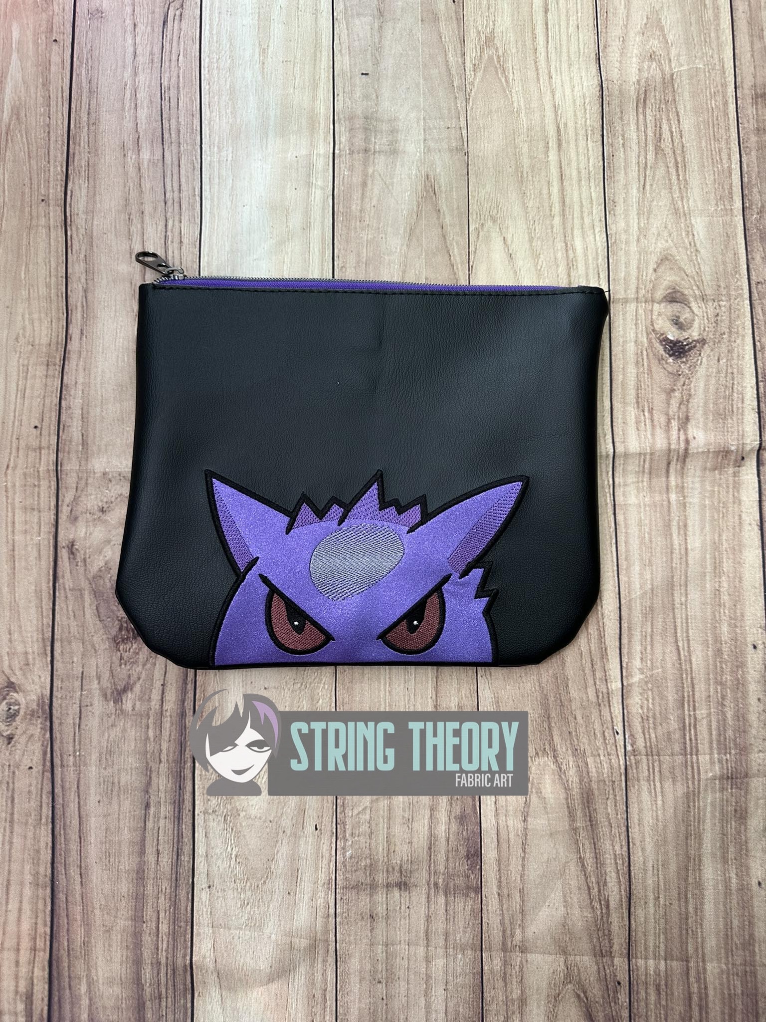 Gengar peeker ITH machine embroidery design