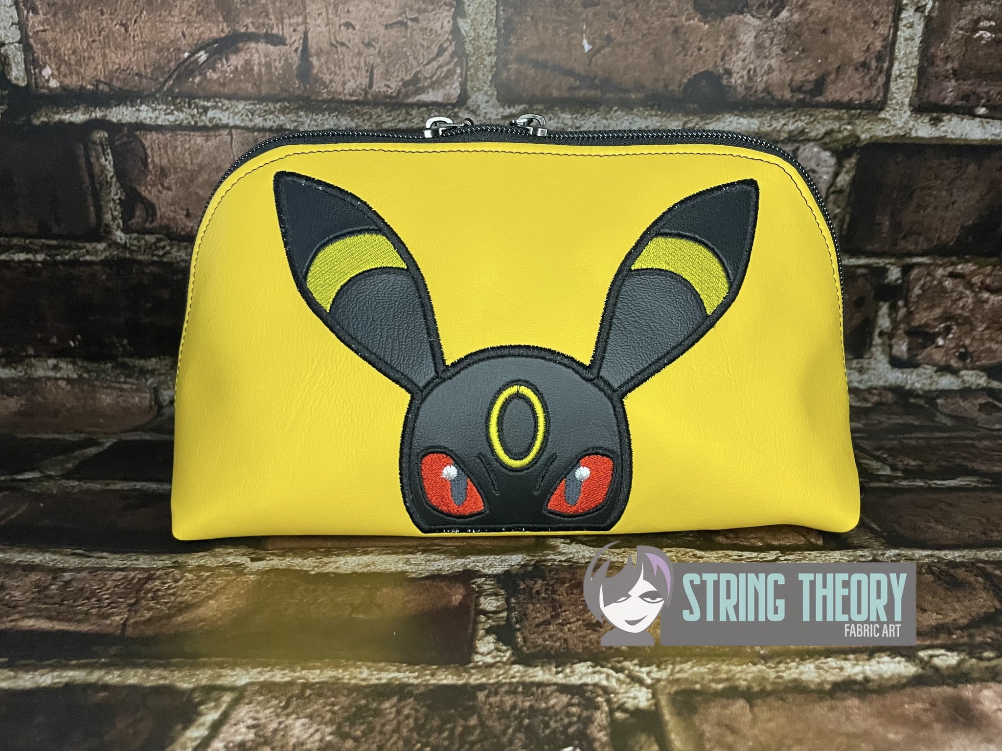 Umbreon peeker ITH machine embroidery design