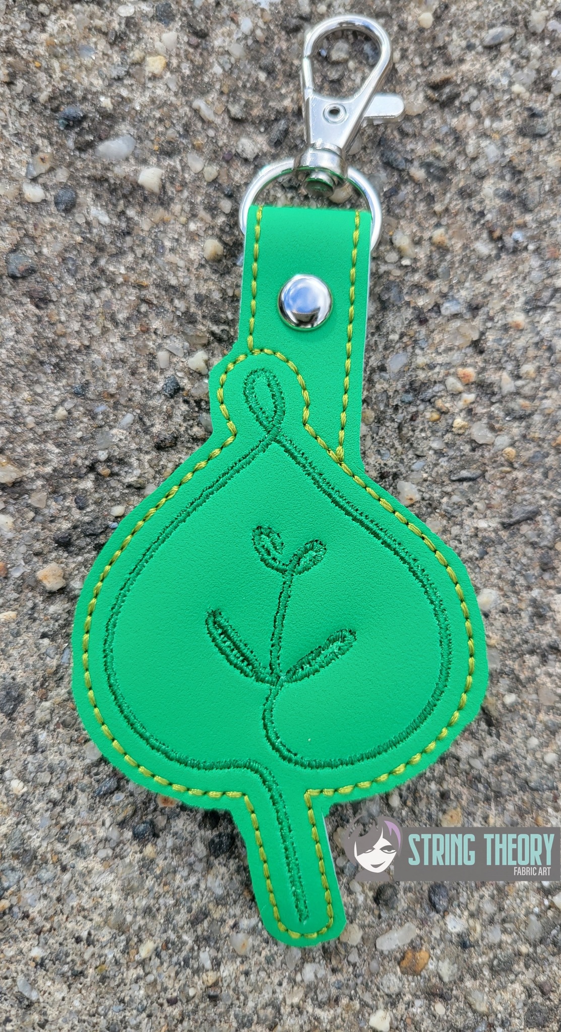 Continuous Line Leaf fob ITH machine embroidery design