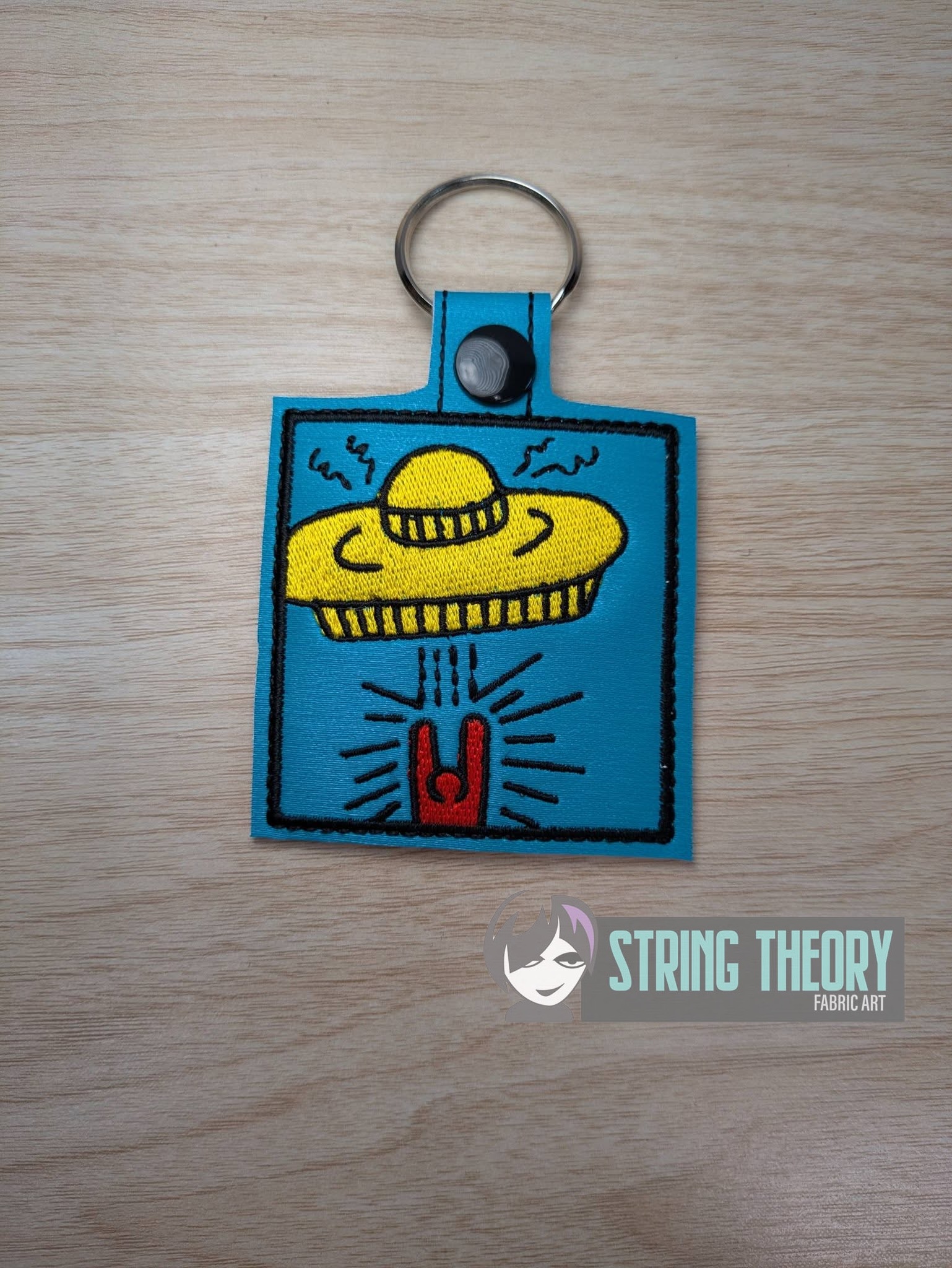 Keith Haring UFO Pop Art Graffiti fob, patch ITH machine embroidery design