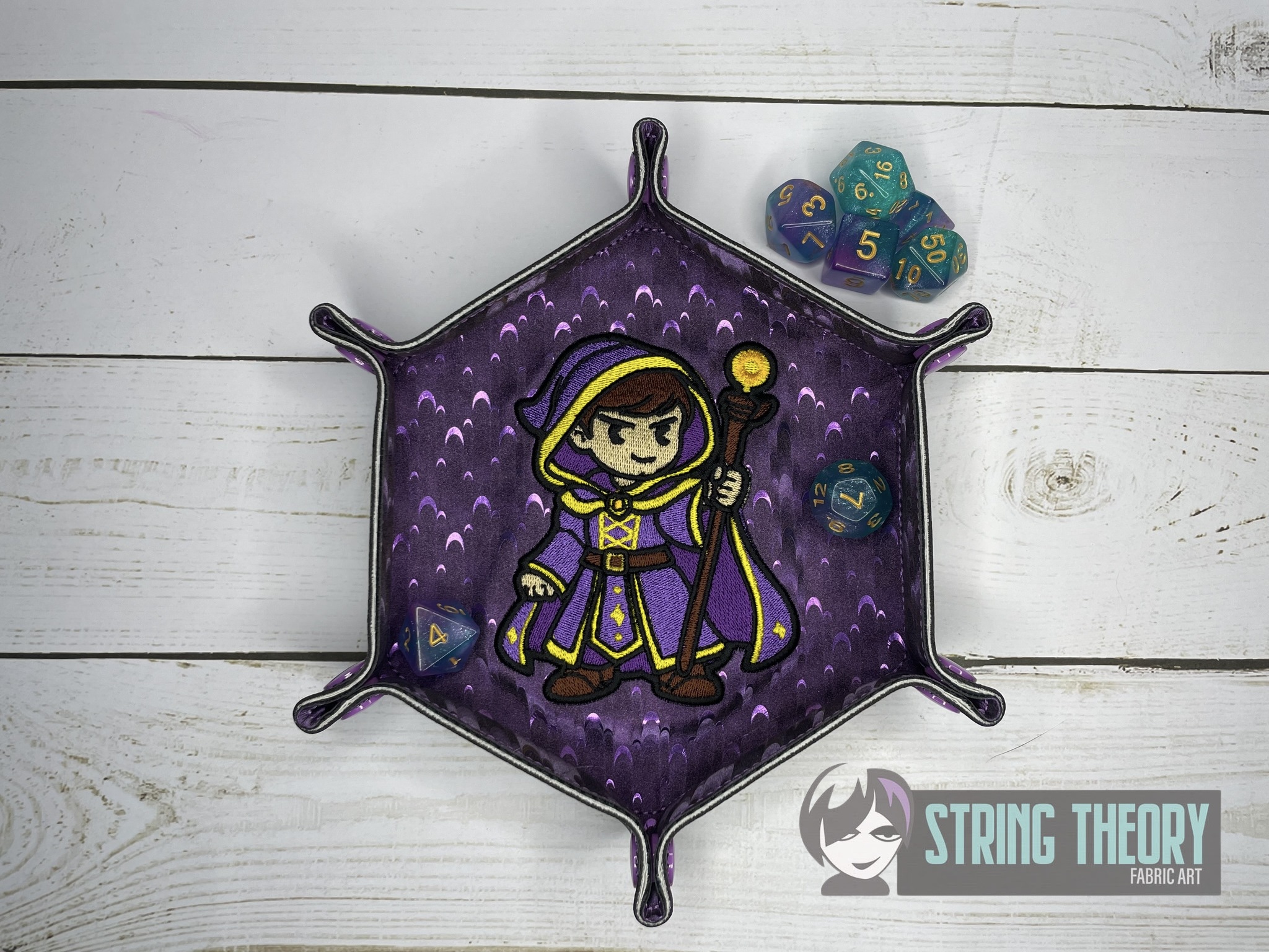 DND Chibi Boy Wizard machine embroidery design