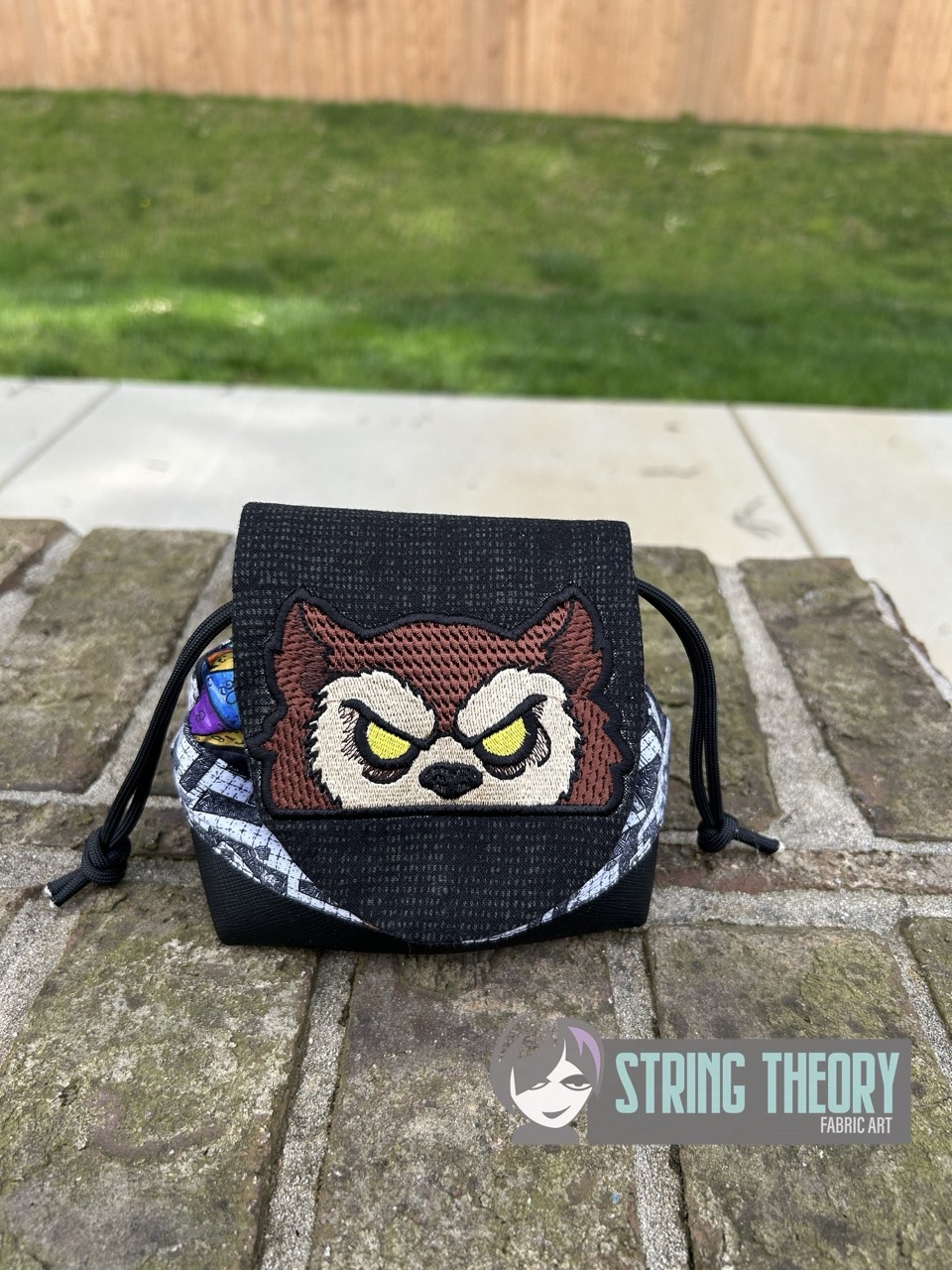 DND Chibi Owlbear peeker ITH machine embroidery design