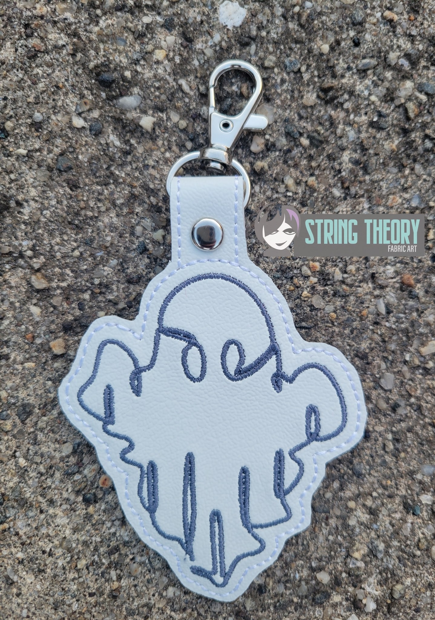 Continuous Line Ghost Fob ITH in the hoop fob Digital Download for Machine Embroidery Pattern, Design (4×4 Hoop)