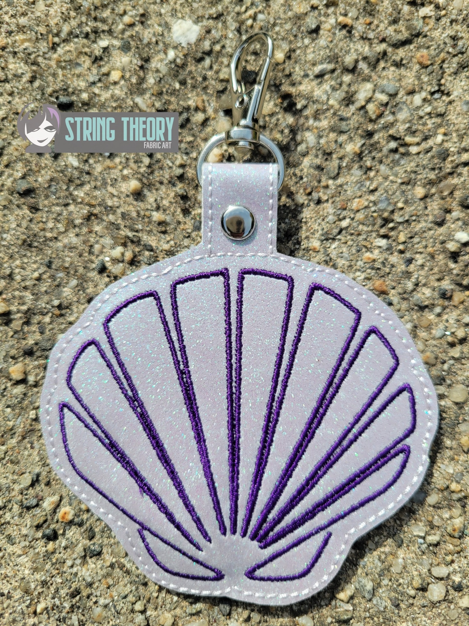 Continuous Line Scallop Shell Fob ITH in the hoop fob Digital Download for Machine Embroidery Pattern, Design (4×4 Hoop)