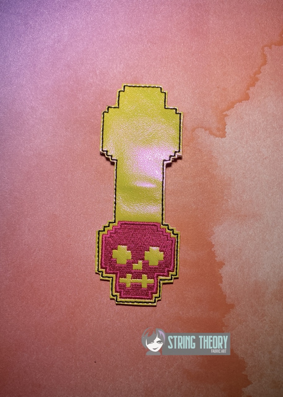 DCC Skull fold over magnetic bookmark ITH machine embroidery design