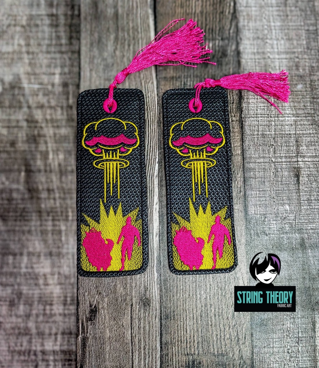 DCC Book 2 Carl's Doomsday Scenario Bookmark 2ITH Machine Embroidery Pattern