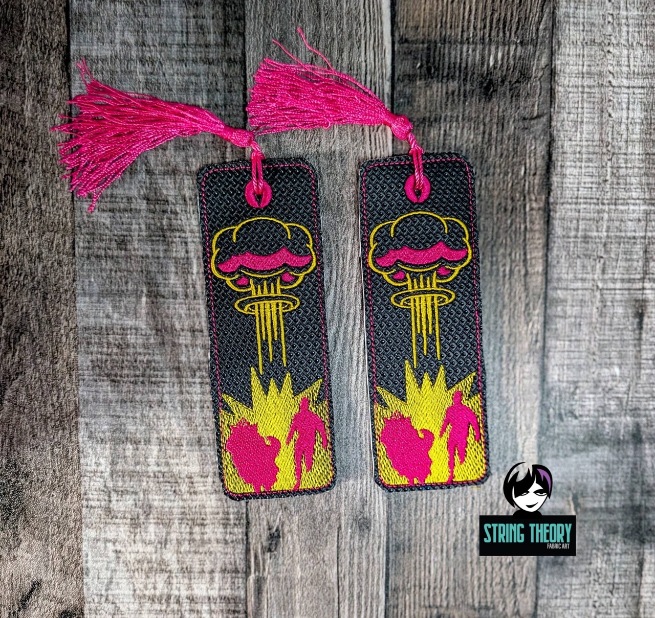 DCC Book 2 Carl's Doomsday Scenario Bookmark 2ITH Machine Embroidery Pattern